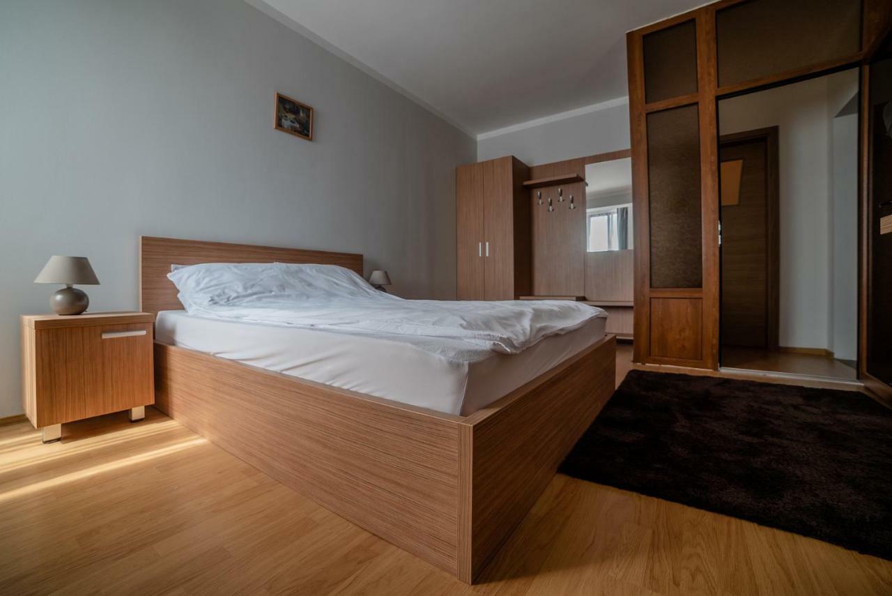 Elis Residence Cluj-Napoca Buitenkant foto